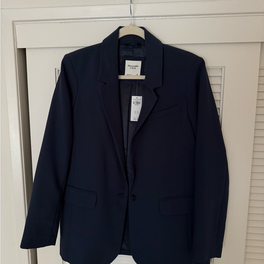 Abercrombie & Fitch Navy Blazer
